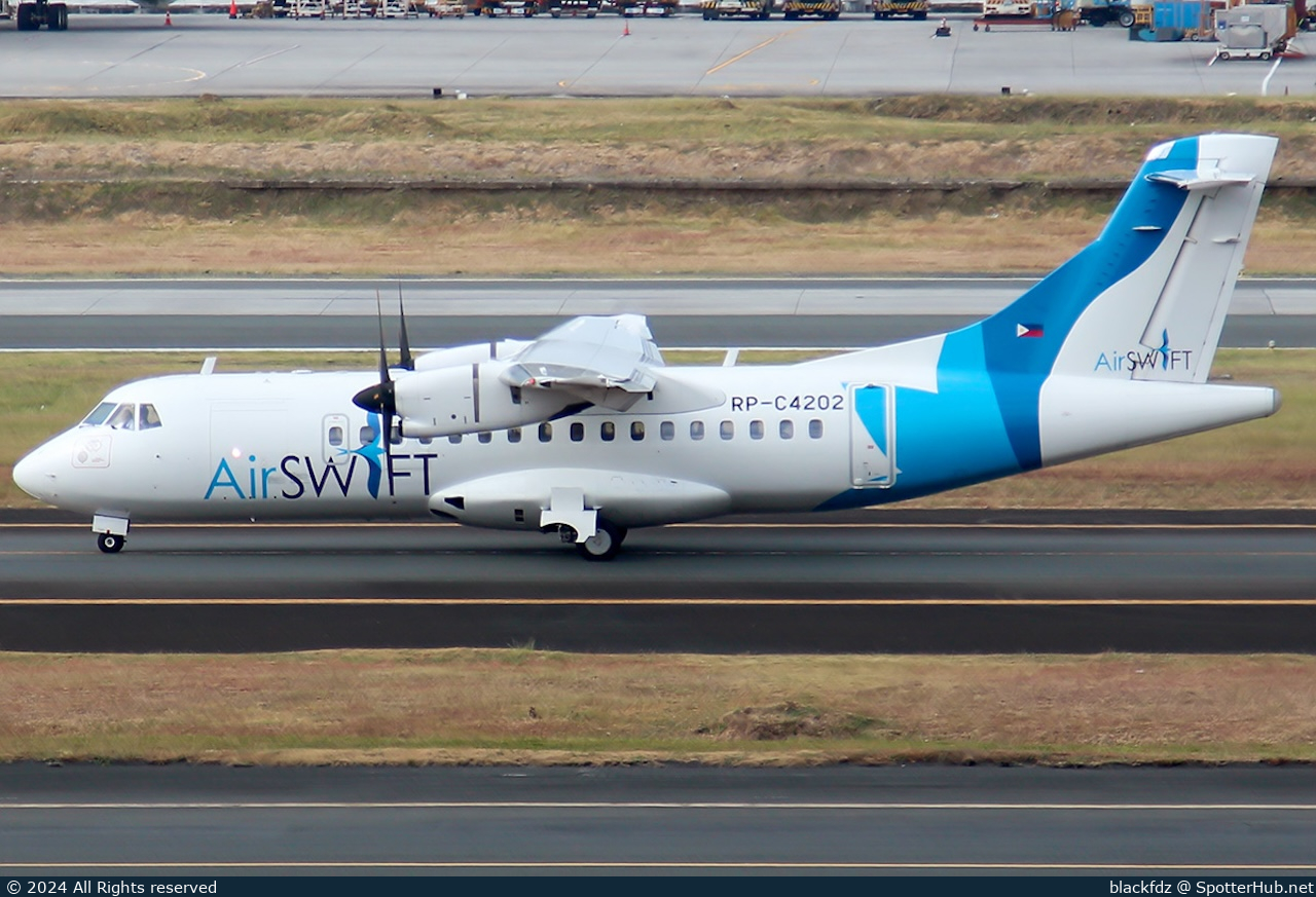 Photo of RP-C4202 - ATR 42-600 operated by AirSwift