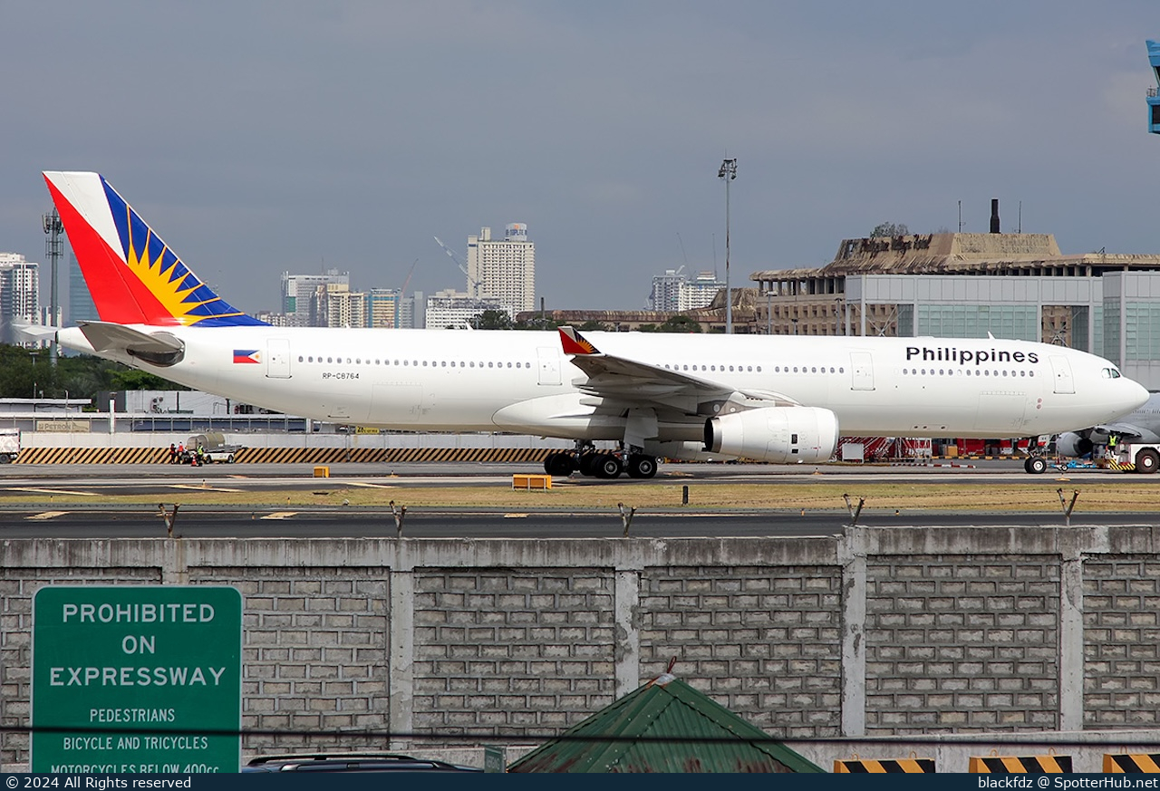 Photo of RP-C8764 - Airbus A330-343 operated by Philippine Airlines