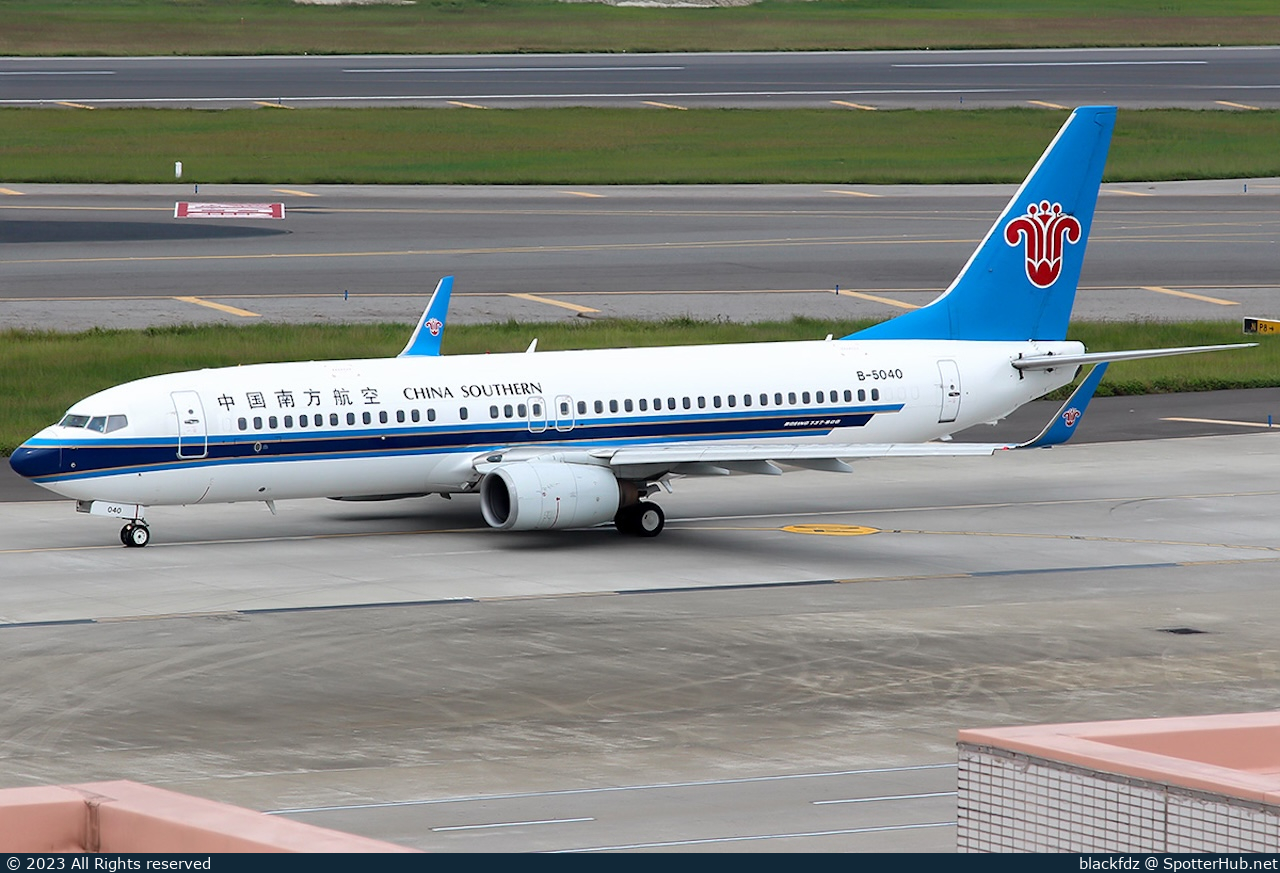Photo of B-5040 - Boeing 737-81B operated by China Southern Airlines