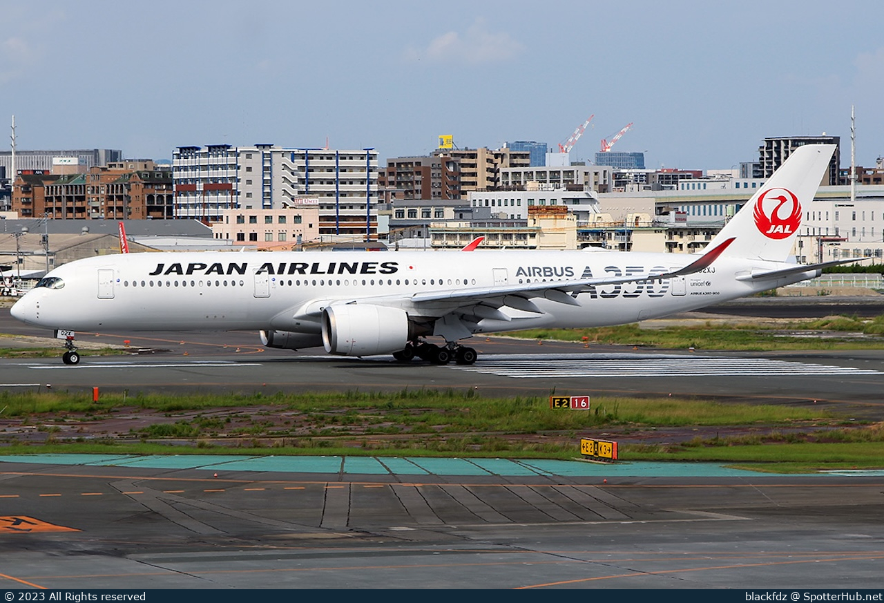 Photo of JA02XJ - Airbus A350-941 operated by Japan Airlines