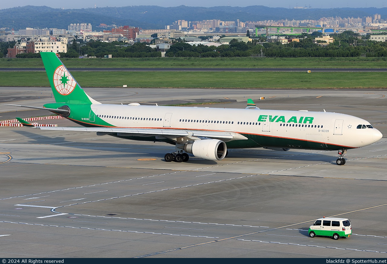 Photo of B-16339 - Airbus A330-302 operated by EVA Air
