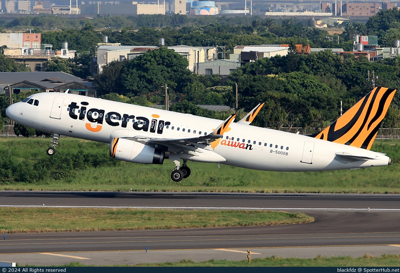 Photo of B-50008 - Airbus A320-232 operated by Tigerair Taiwan
