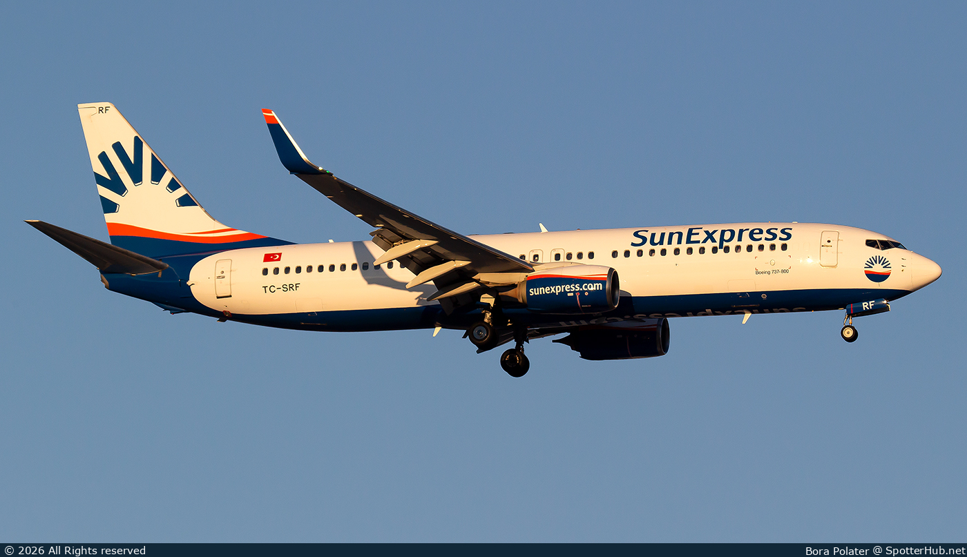 Photo of TC-SRF - Boeing 737-81M operated by SunExpress