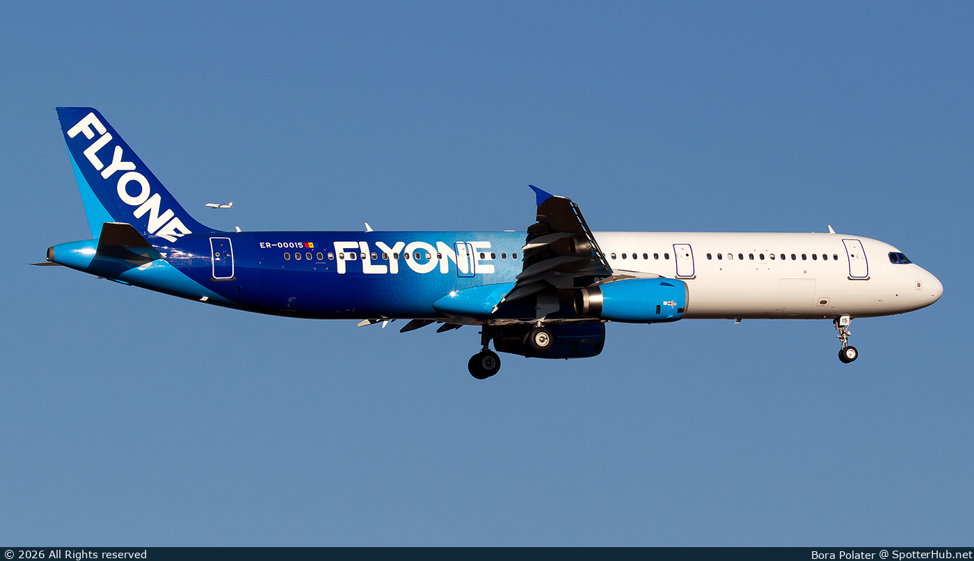 Photo of ER-00015 - Airbus A321-231 operated by FlyOne