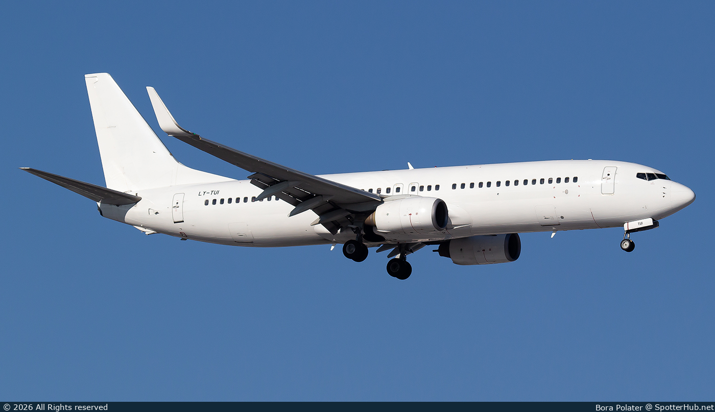 Photo of LY-TUI - Boeing 737-85P operated by GetJet Airlines