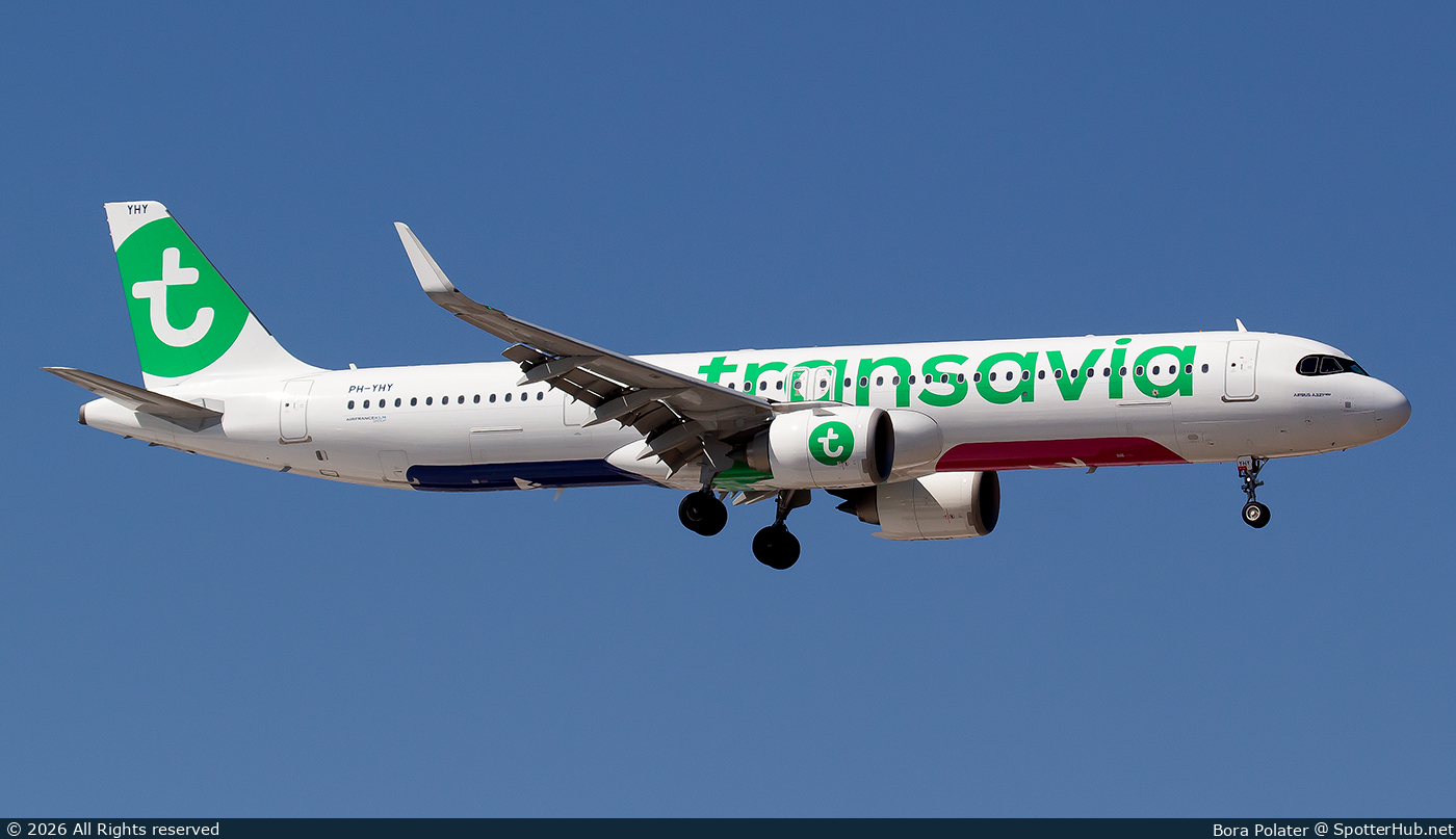 Photo of PH-YHY - Airbus A321-251NX operated by Transavia