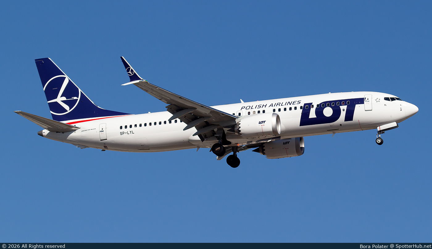 Photo of SP-LYL - Boeing 737 MAX 8 operated by LOT Polish Airlines