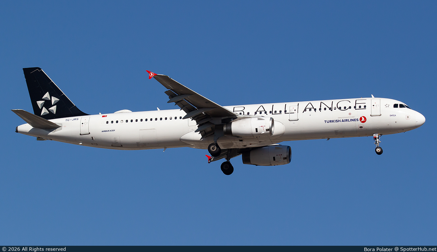 Photo of TC-JRS - Airbus A321-231 operated by Turkish Airlines