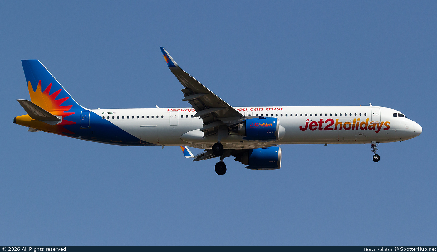 Photo of G-SUNE - Airbus A321-251NX operated by Jet2