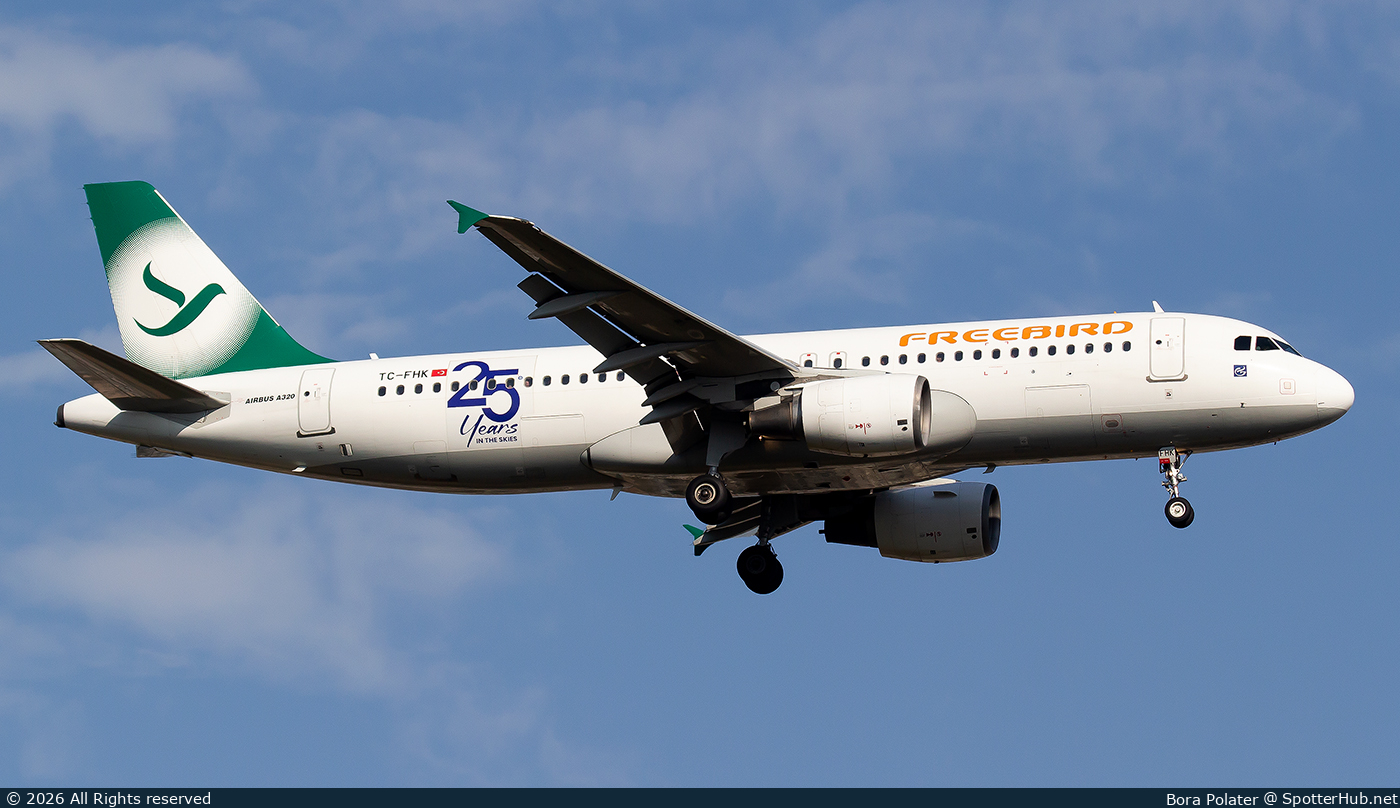 Photo of TC-FHK - Airbus A320-214 operated by Freebird Airlines