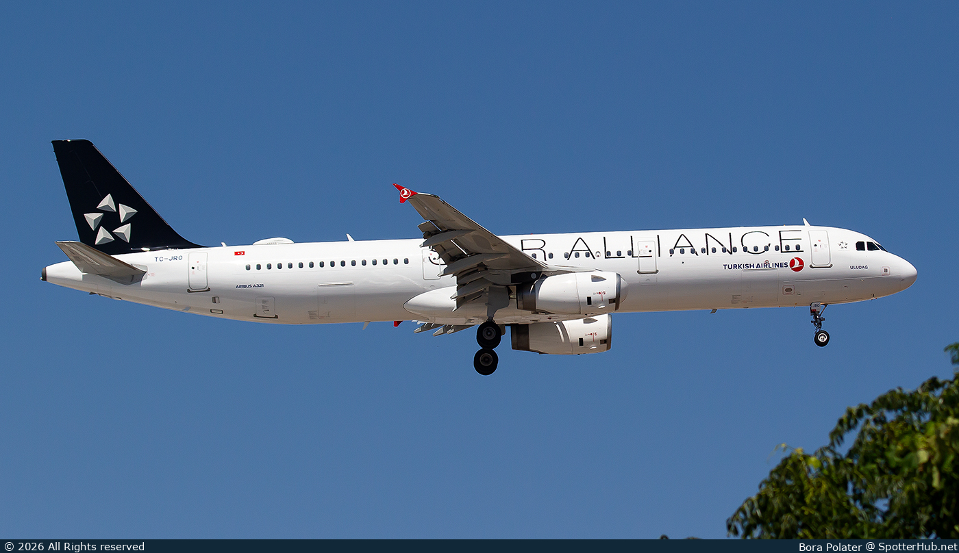 Photo of TC-JRO - Airbus A321-231 operated by Turkish Airlines