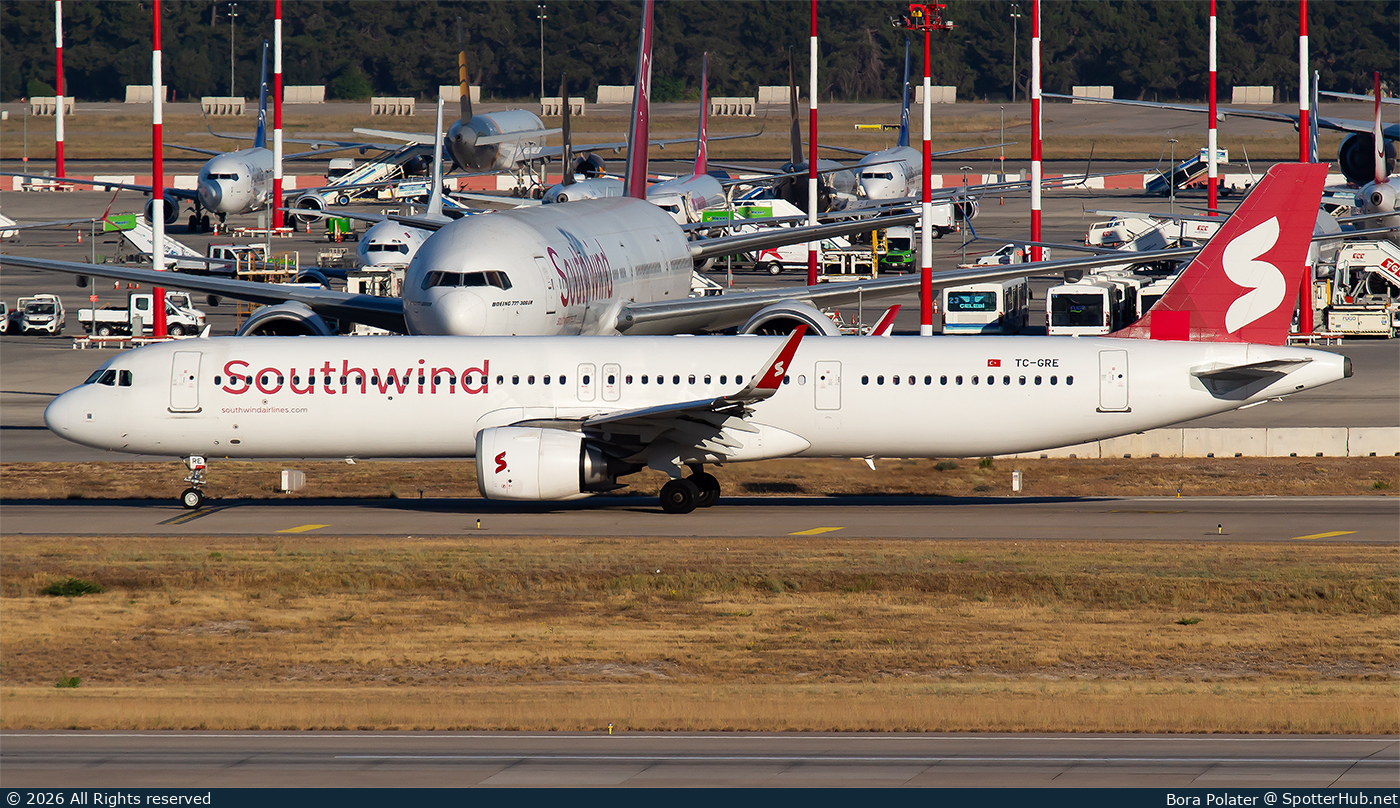 Photo of TC-GRE - Airbus A321-253NX operated by Southwind Airlines