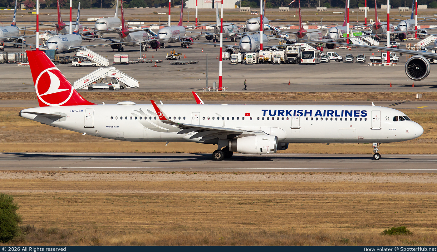 Photo of TC-JSM - Airbus A321-231 operated by Turkish Airlines