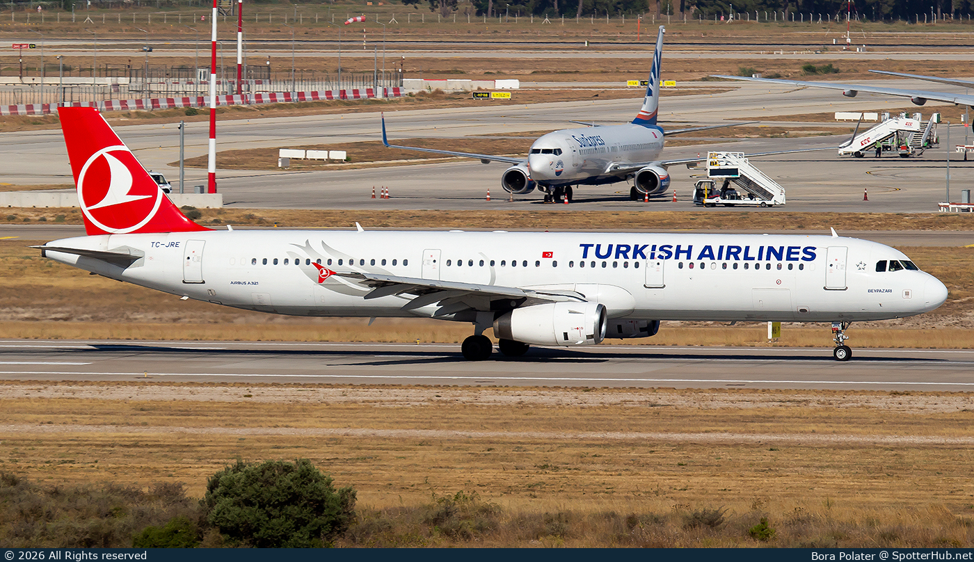 Photo of TC-JRE - Airbus A321-231 operated by Turkish Airlines