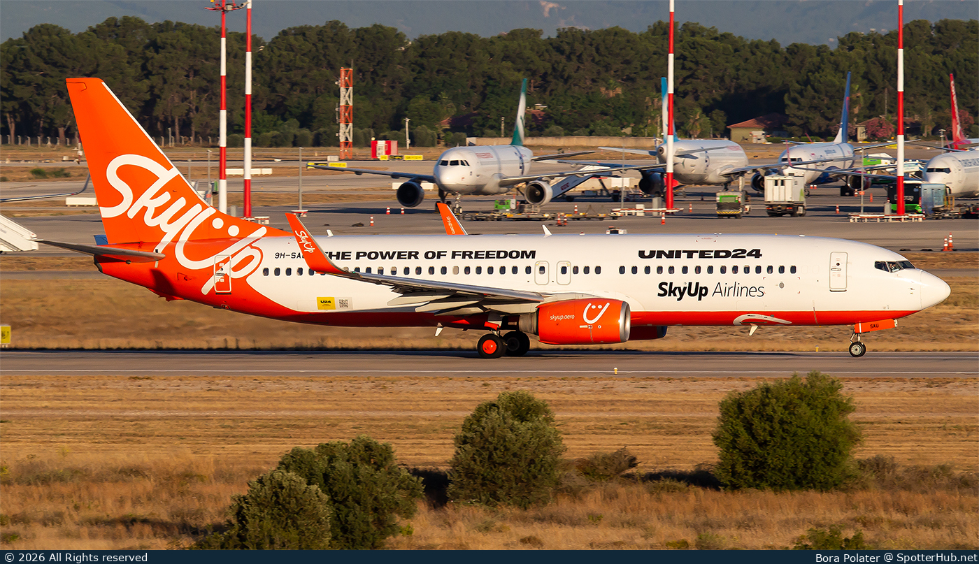 Photo of 9H-SAU - Boeing 737-8KN operated by SkyUp Europe