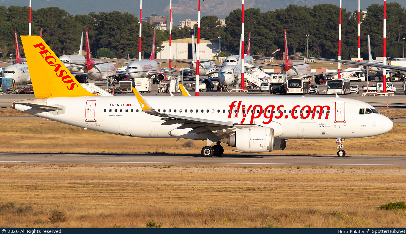 Photo of TC-NCY - Airbus A320-251N operated by Pegasus Airlines