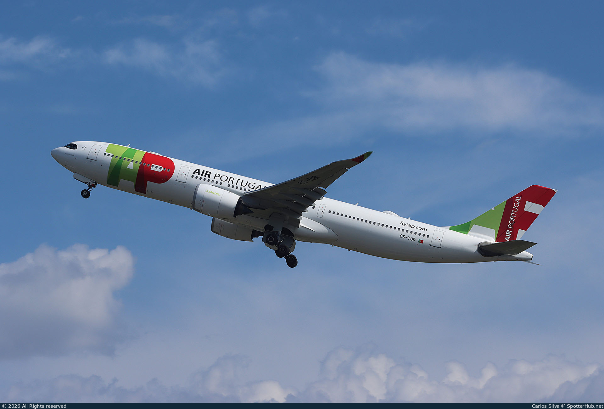 Photo of CS-TUR - Airbus A330-941 operated by TAP Air Portugal