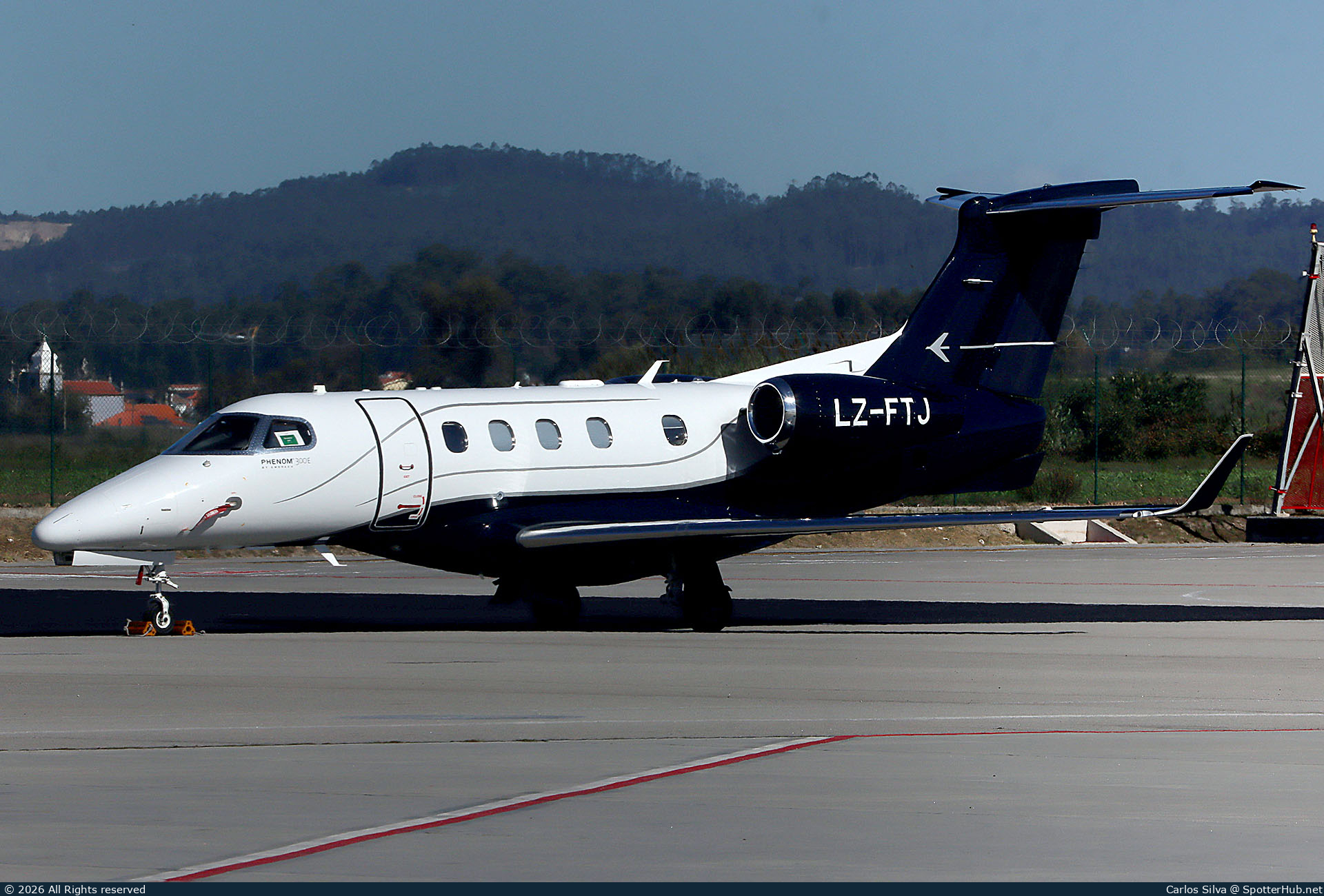 Photo of LZ-FTJ - Embraer Phenom 300E operated by EGT Jet