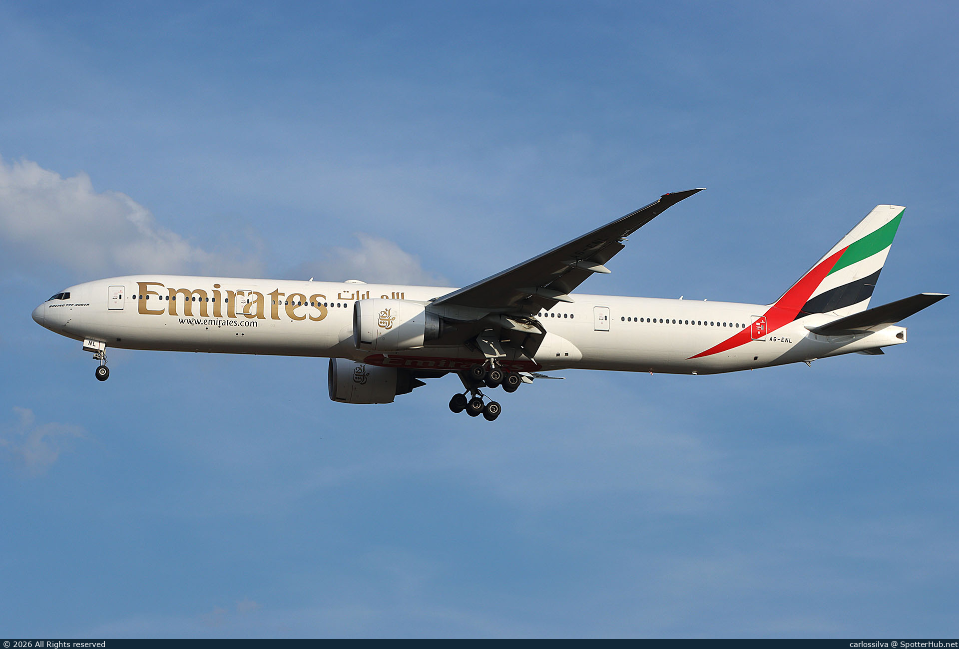 Photo of A6-ENL - Boeing 777-31H(ER) operated by Emirates