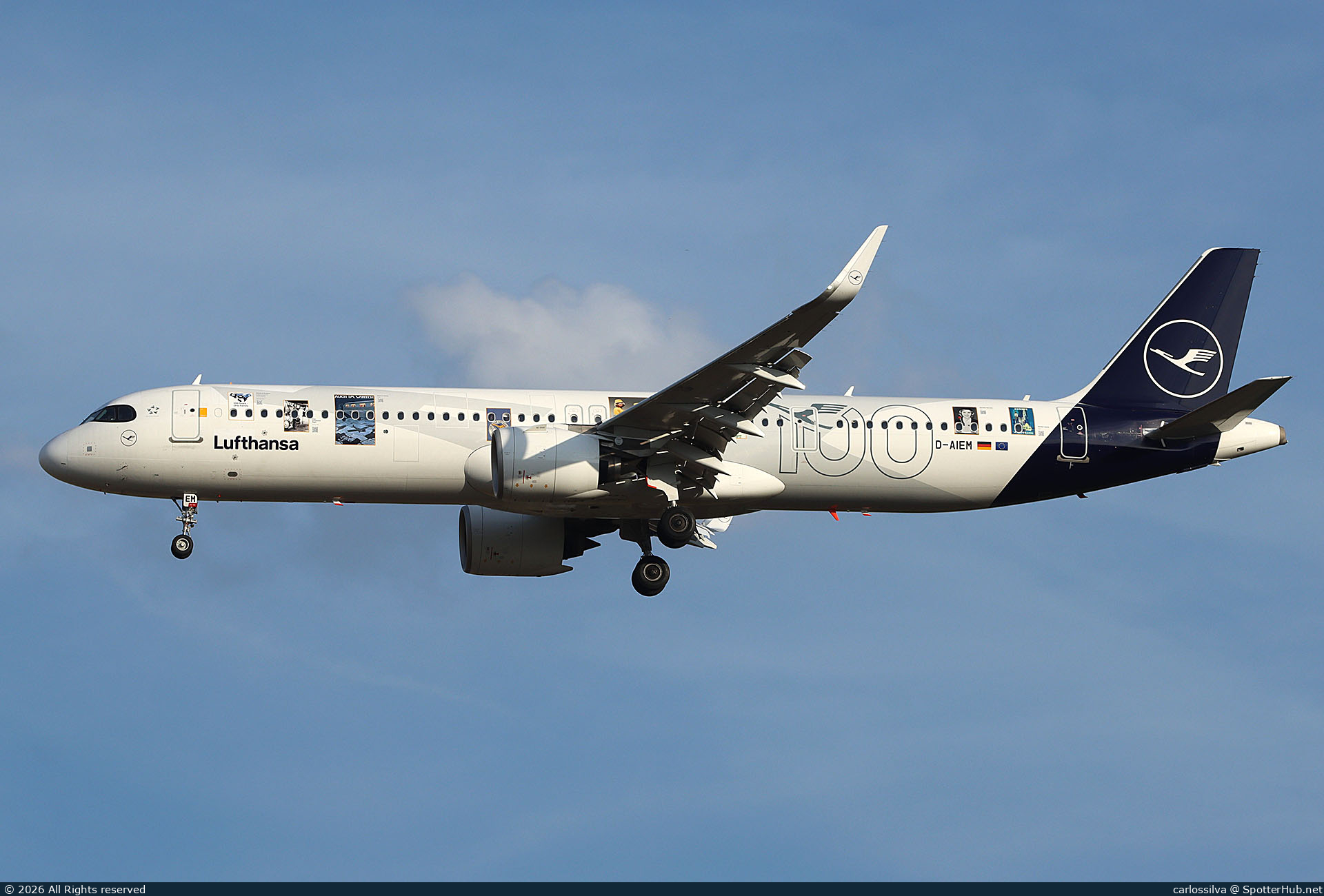 Photo of D-AIEM - Airbus A321-271NX operated by Lufthansa