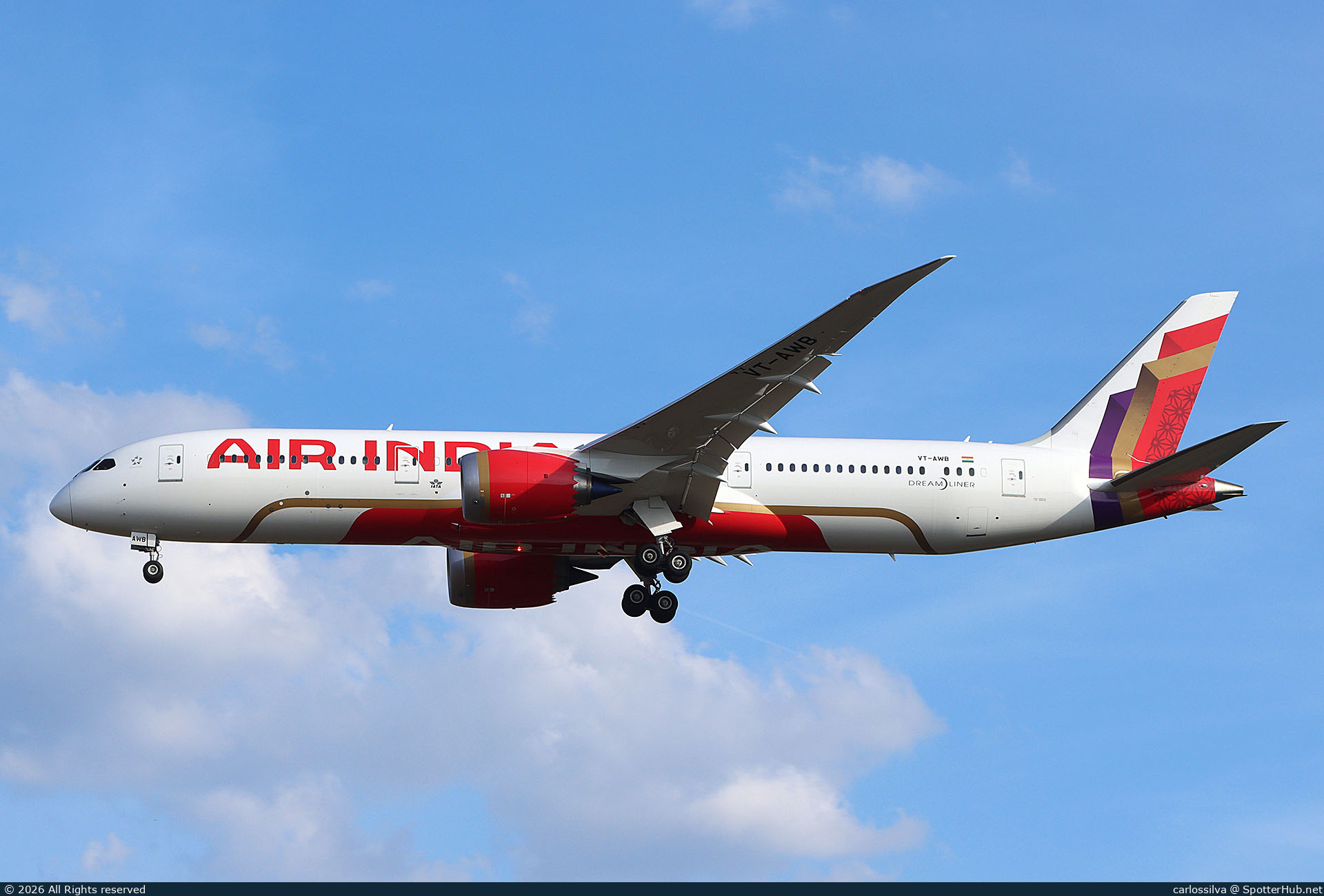 Photo of VT-AWB - Boeing 787-9 Dreamliner operated by Air India
