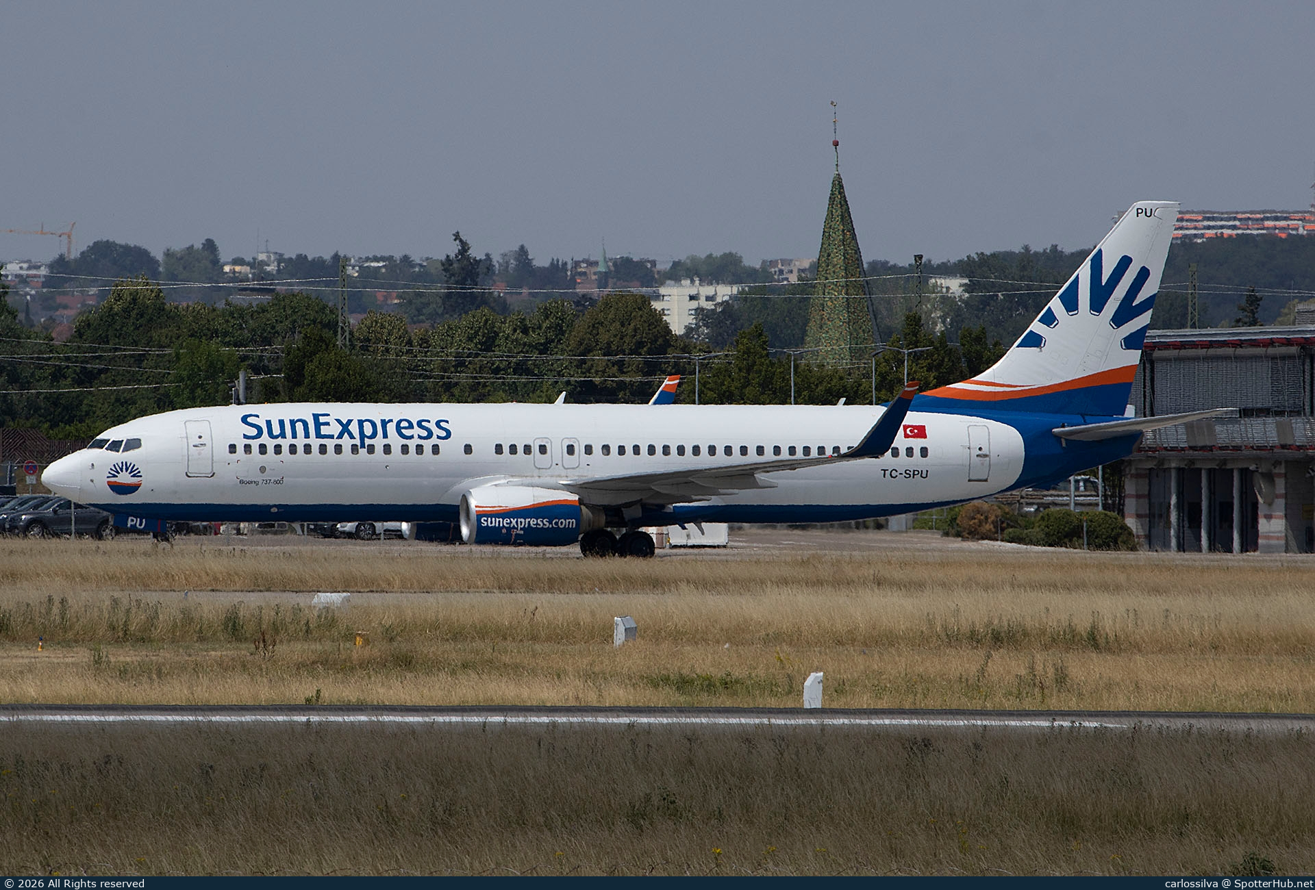 Photo of TC-SPU - Boeing 737-8U3 operated by SunExpress