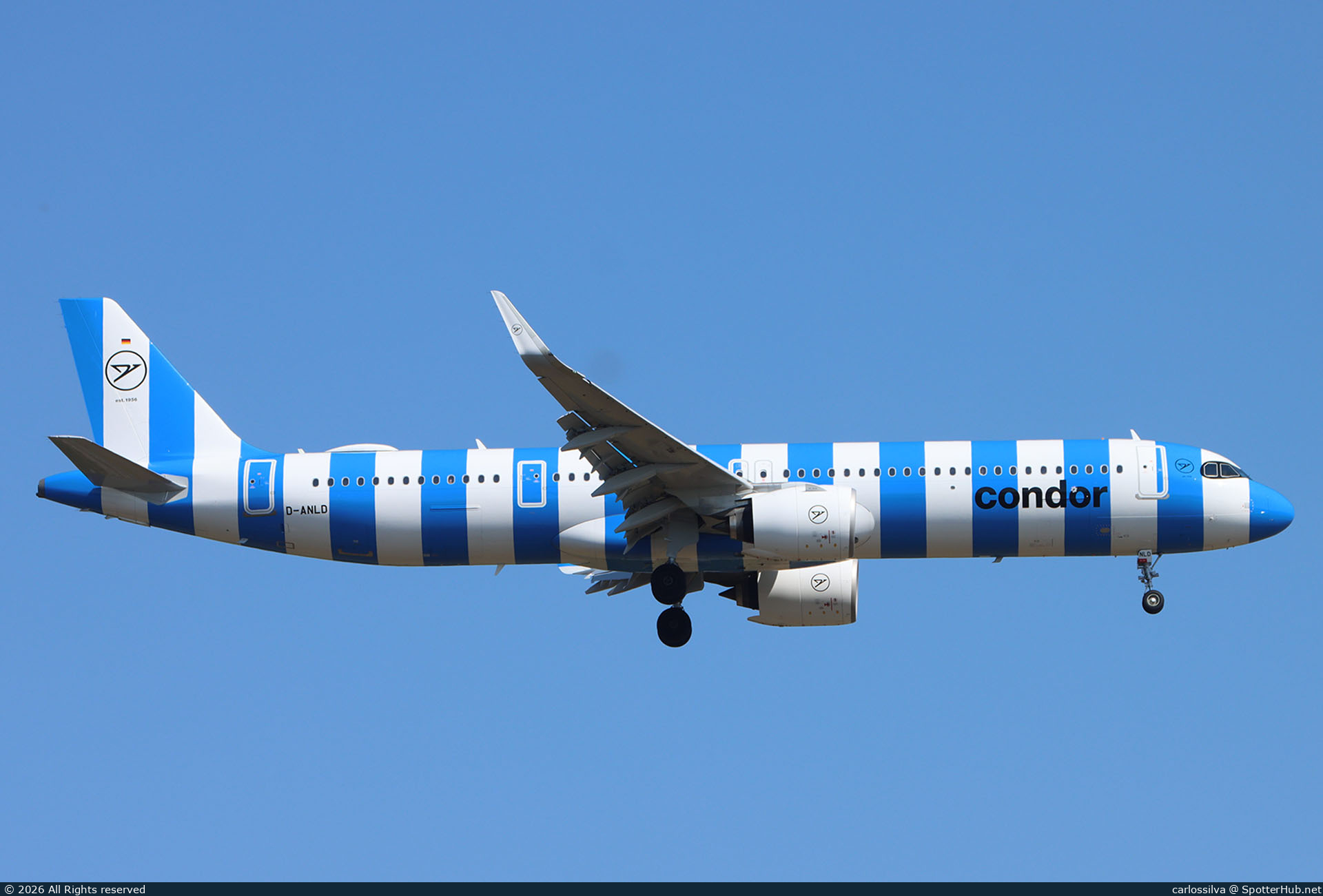 Photo of D-ANLD - Airbus A321-271NX operated by Condor