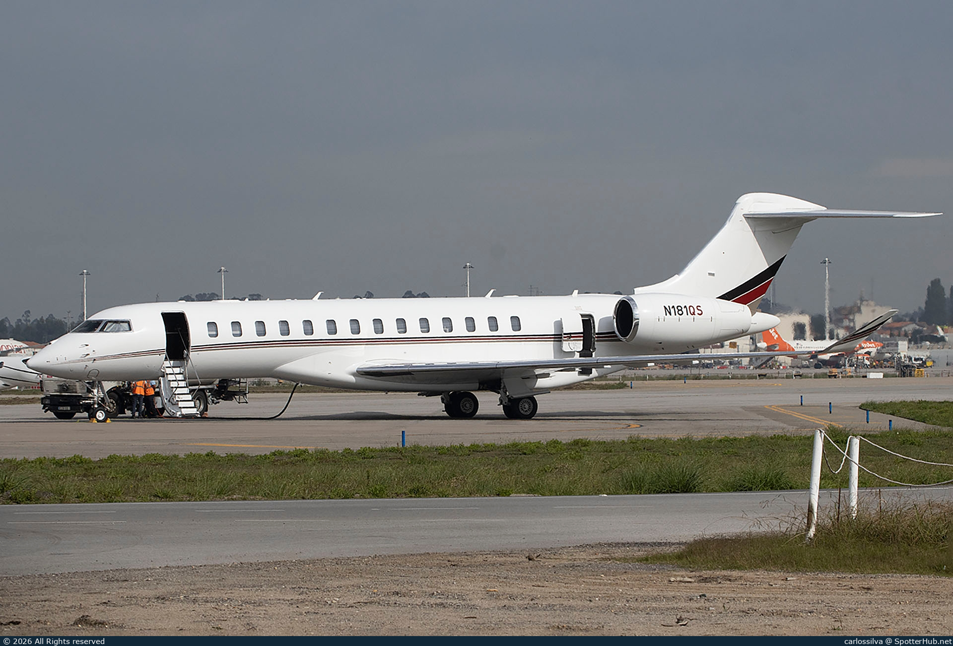Photo of N181QS - Bombardier Global 7500 operated by NetJets
