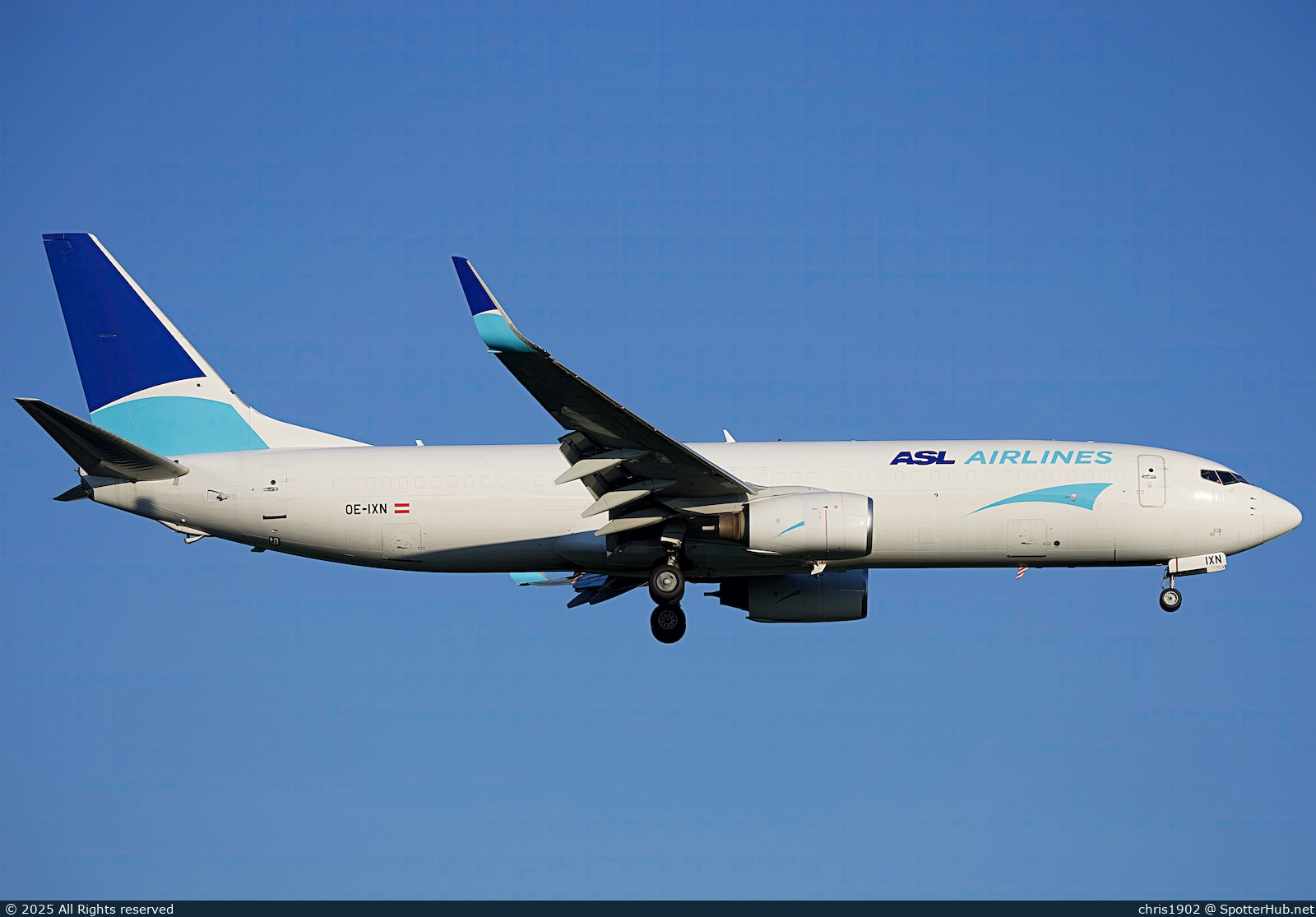 Photo of OE-IXN - Boeing 737-8EH(BCF) operated by ASL Airlines Belgium