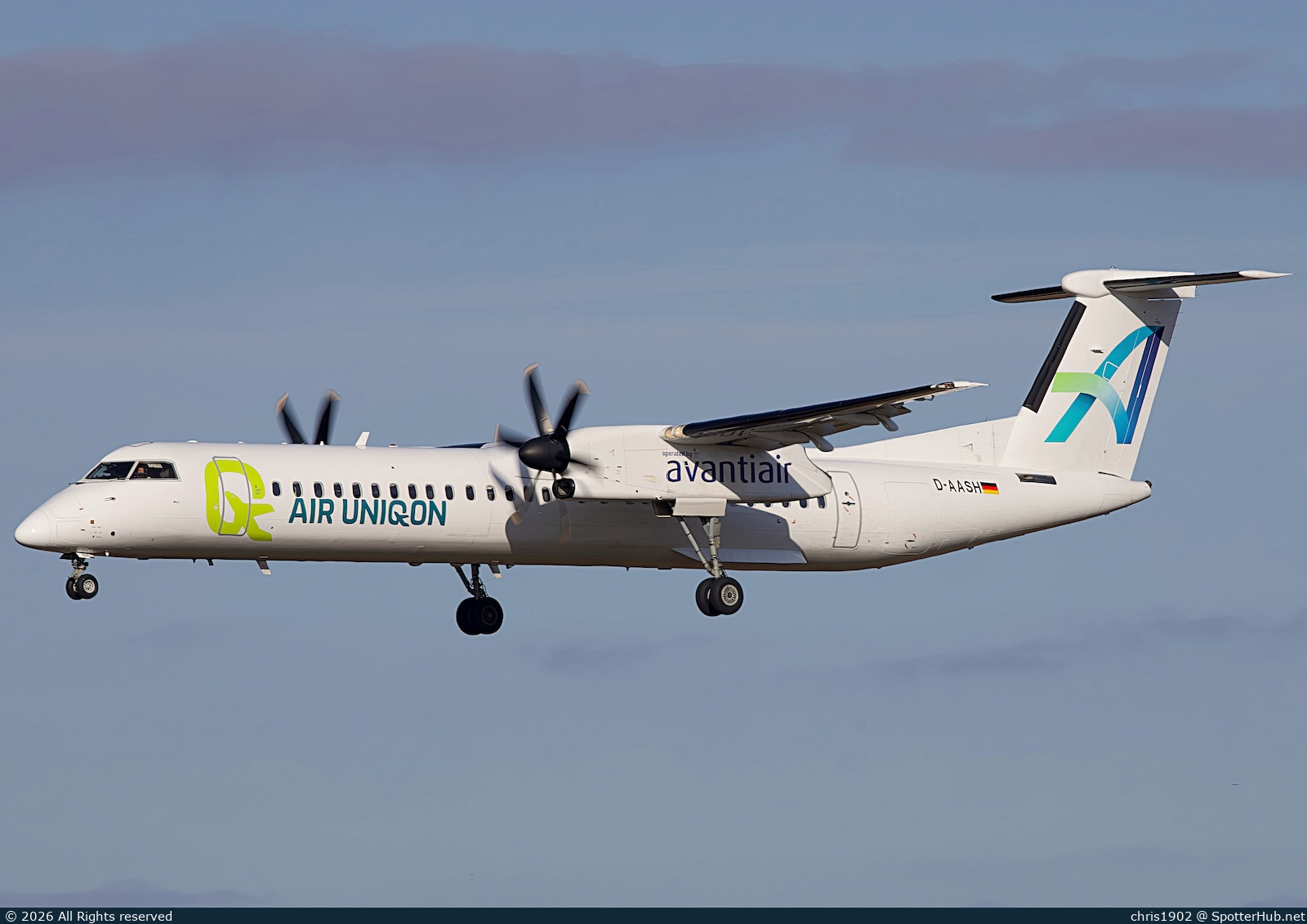 Photo of D-AASH - Bombardier DHC-8-402 Dash 8 Q400 operated by Air Uniqon (opb Avanti Air)