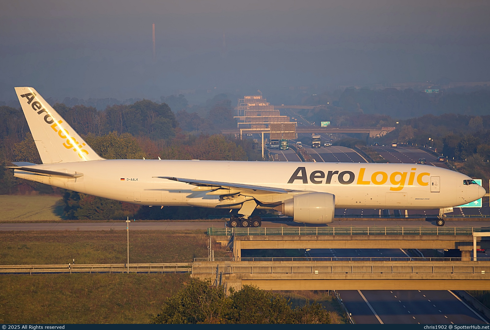 Photo of D-AALK - Boeing 777-F operated by AeroLogic