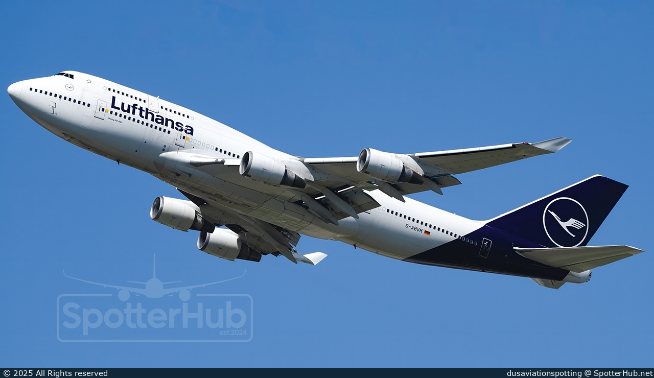 Photo of D-ABVM - Boeing 747-430 operated by Lufthansa