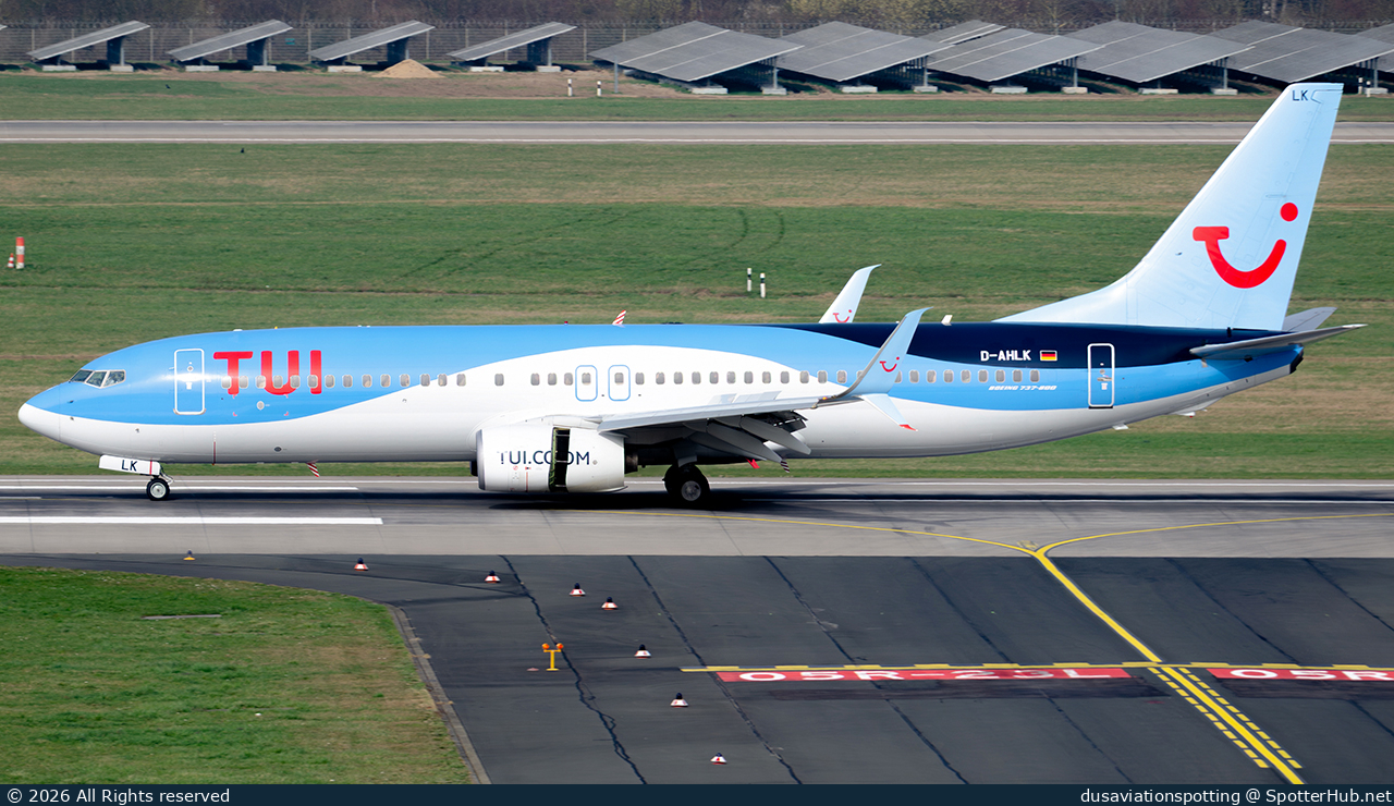 Photo of D-AHLK - Boeing 737-8K5 operated by TUIfly
