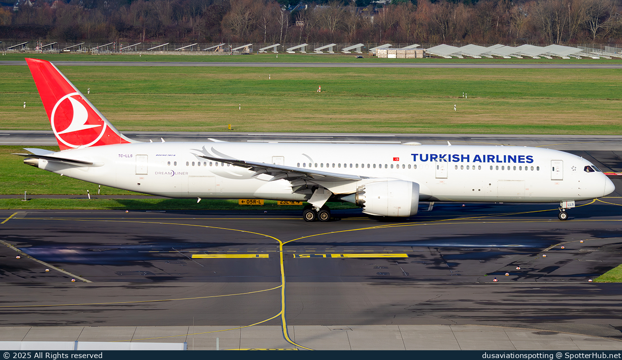 Photo of TC-LLS - Boeing 787-9 Dreamliner operated by Turkish Airlines