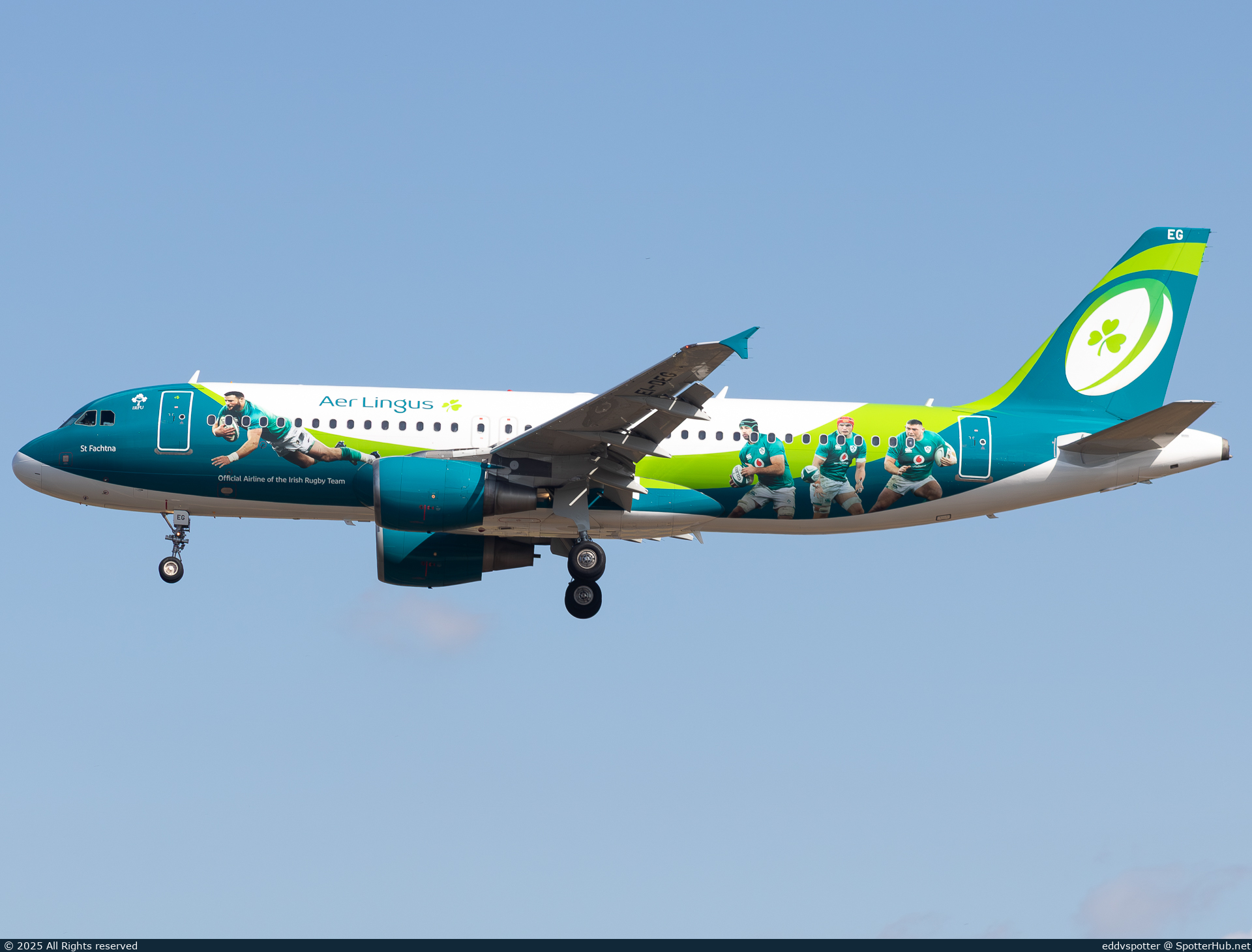 Photo of EI-DEG - Airbus A320-214 operated by Aer Lingus