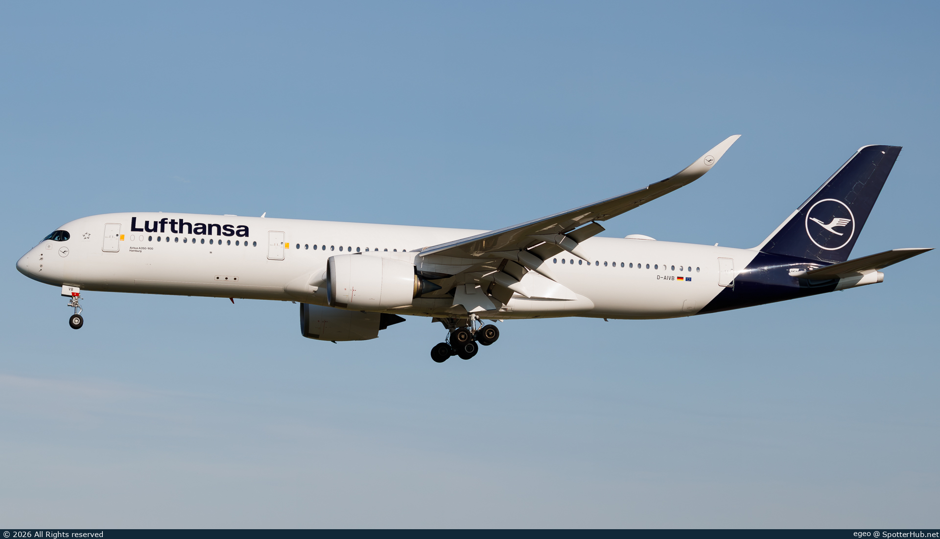 Photo of D-AIVB - Airbus A350-941 operated by Lufthansa