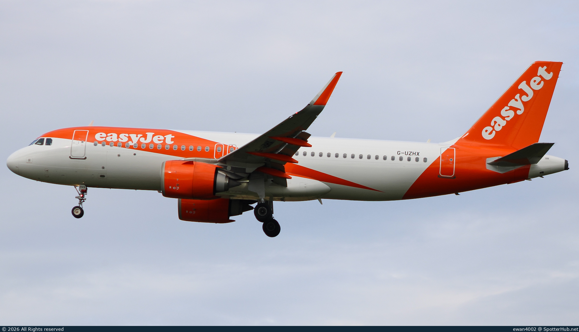 Photo of G-UZHX - Airbus A320-251N operated by easyJet