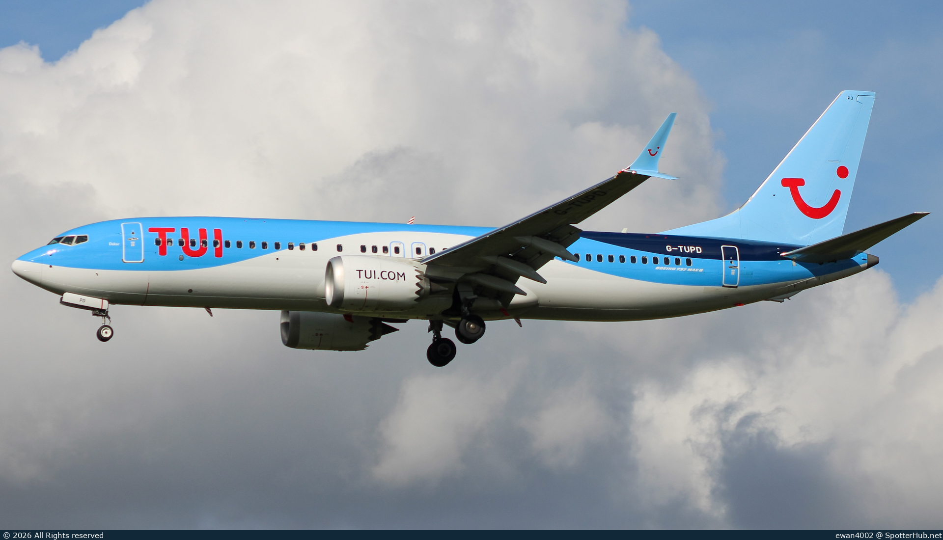 Photo of G-TUPD - Boeing 737 MAX 8 operated by TUI Airways