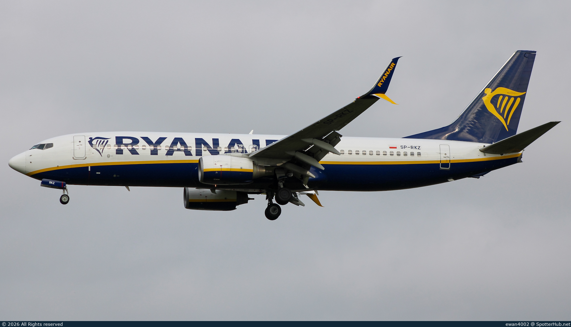 Photo of SP-RKZ - Boeing 737-8AS operated by Ryanair (opb Buzz)
