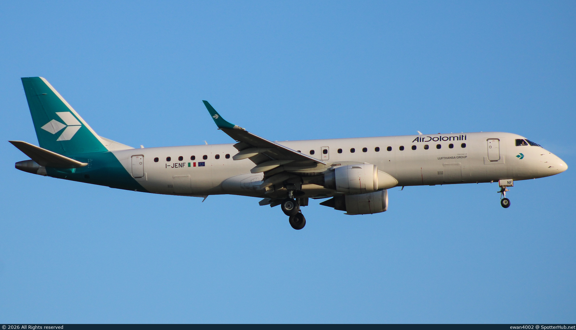 Photo of I-JENF - Embraer ERJ-190LR operated by Air Dolomiti