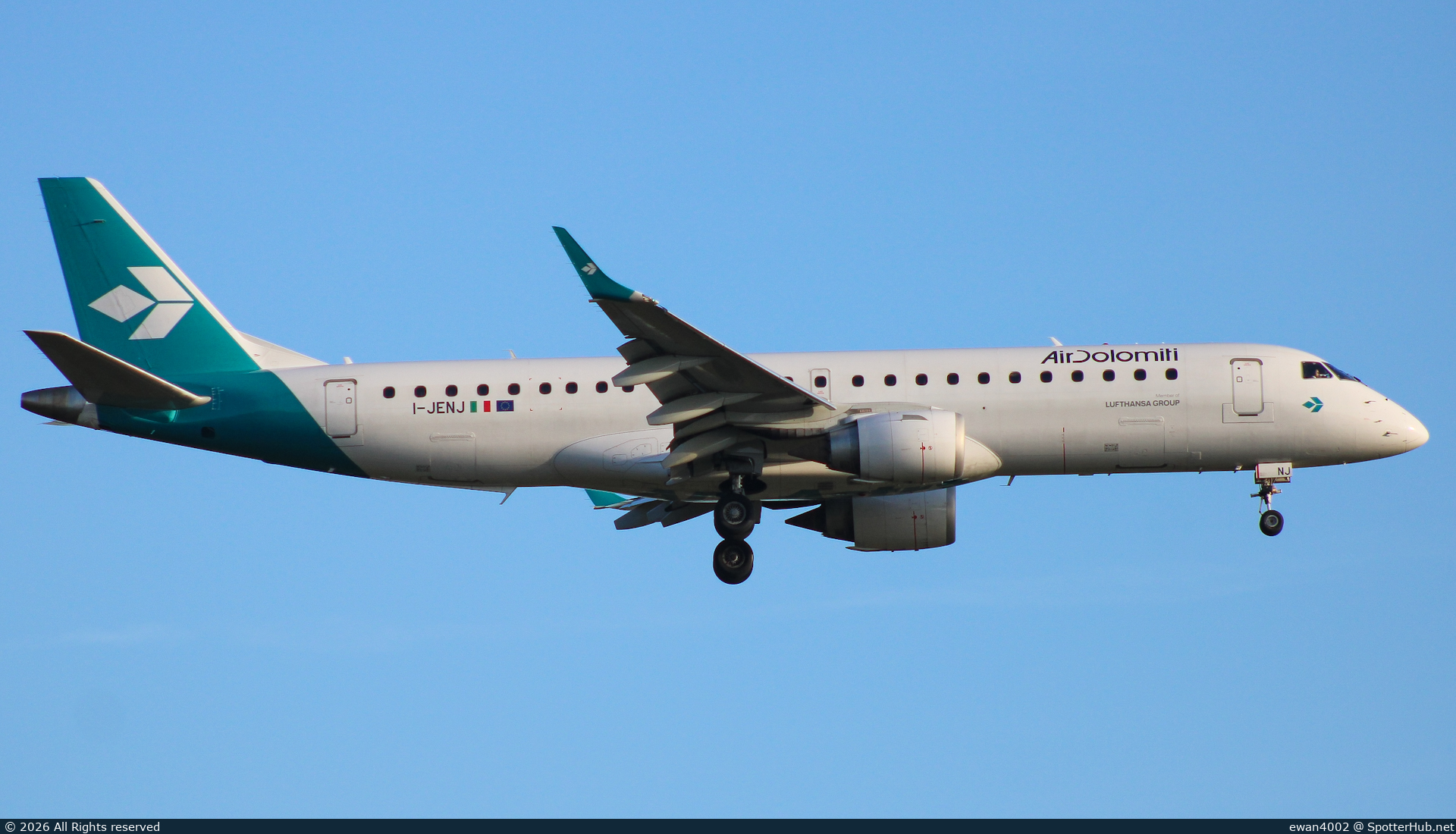 Photo of I-JENJ - Embraer ERJ-190LR operated by Air Dolomiti