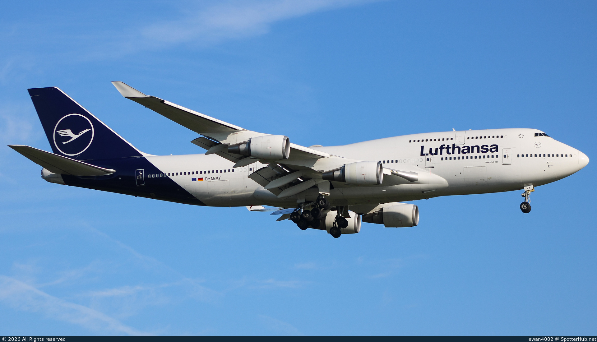Photo of D-ABVY - Boeing 747-430 operated by Lufthansa