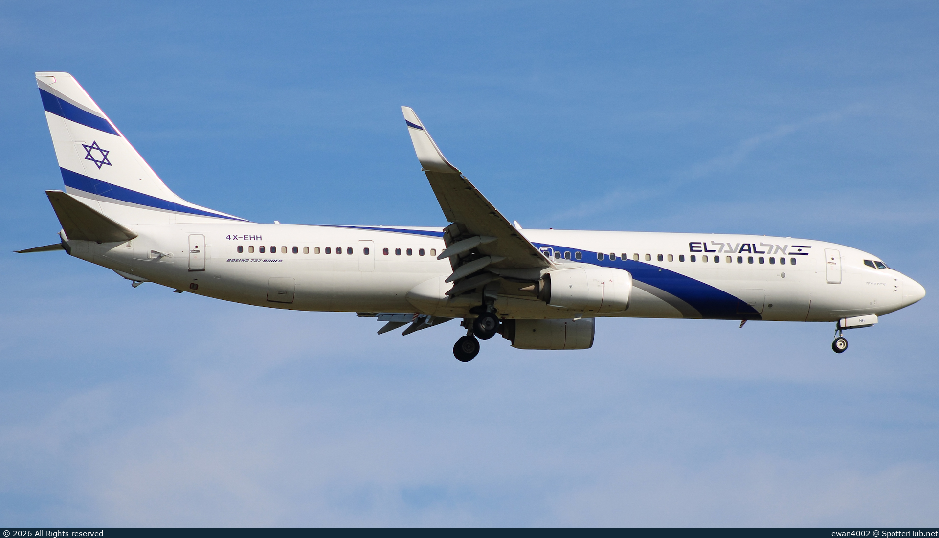 Photo of 4X-EHH - Boeing 737-958(ER) operated by El Al Israel Airlines