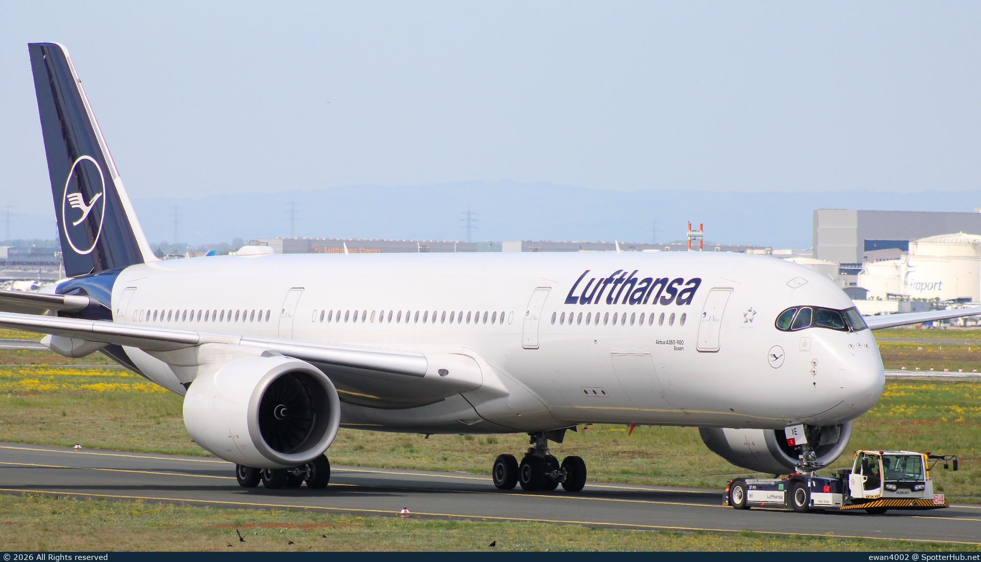 Photo of D-AIXE - Airbus A350-941 operated by Lufthansa