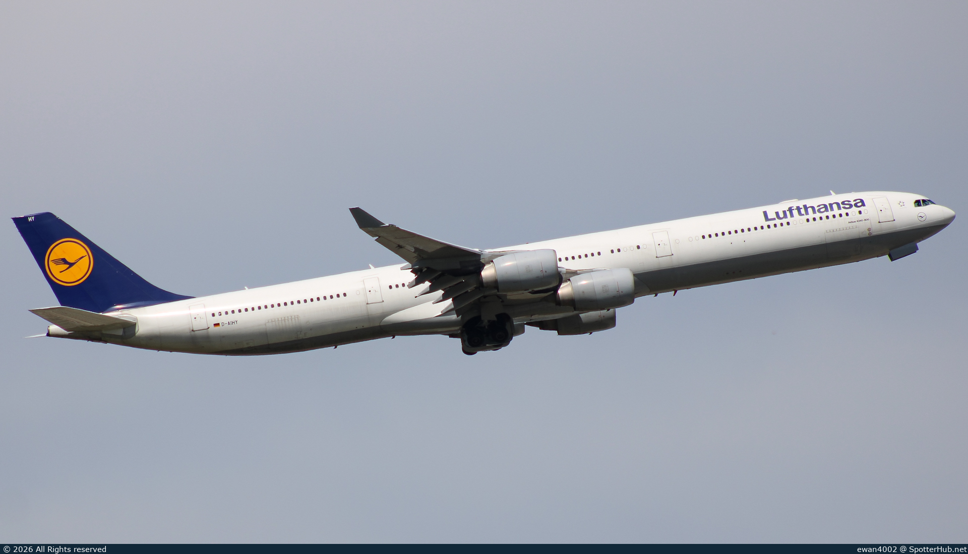 Photo of D-AIHY - Airbus A340-642 operated by Lufthansa