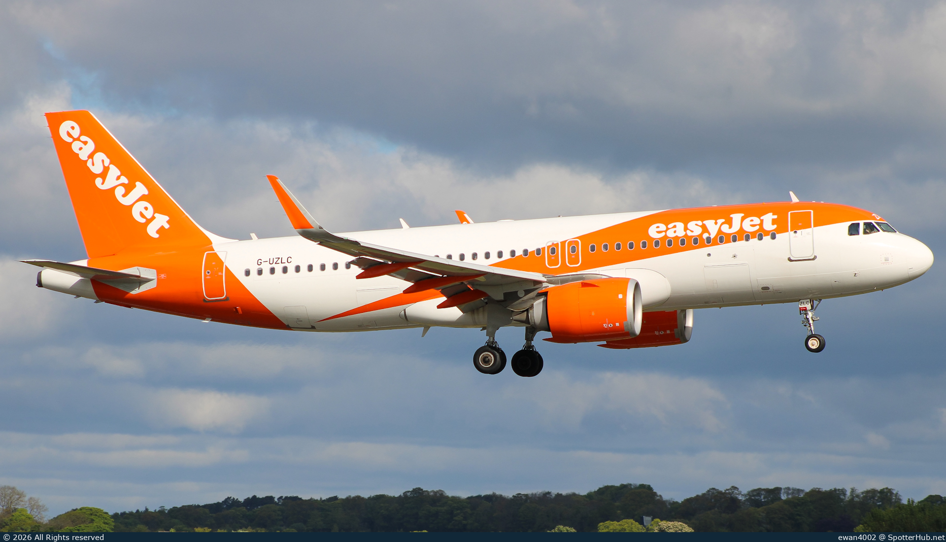 Photo of G-UZLC - Airbus A320-251N operated by easyJet