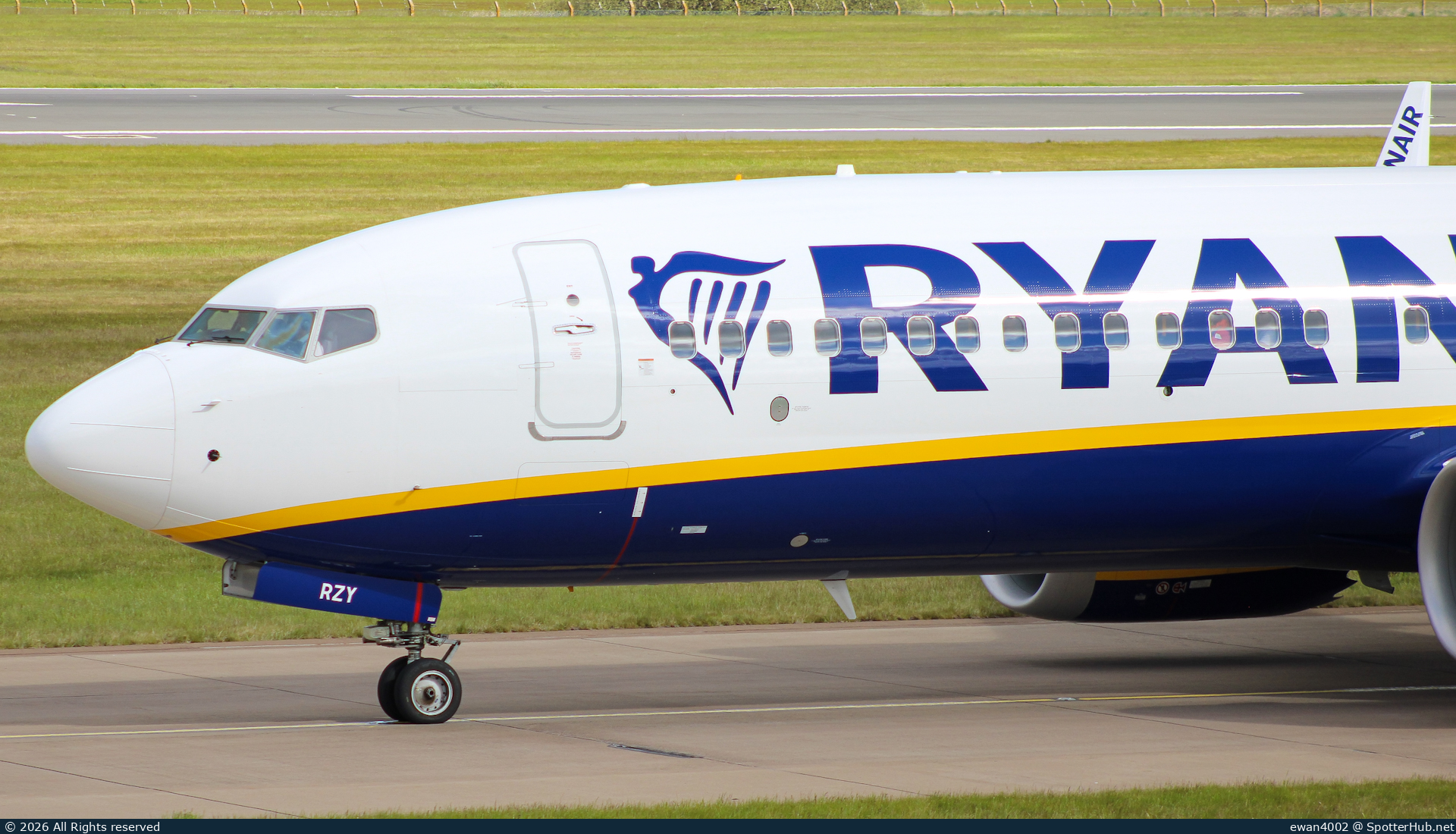 Photo of SP-RZY - Boeing 737 MAX 8-200 operated by Ryanair (opb Buzz)