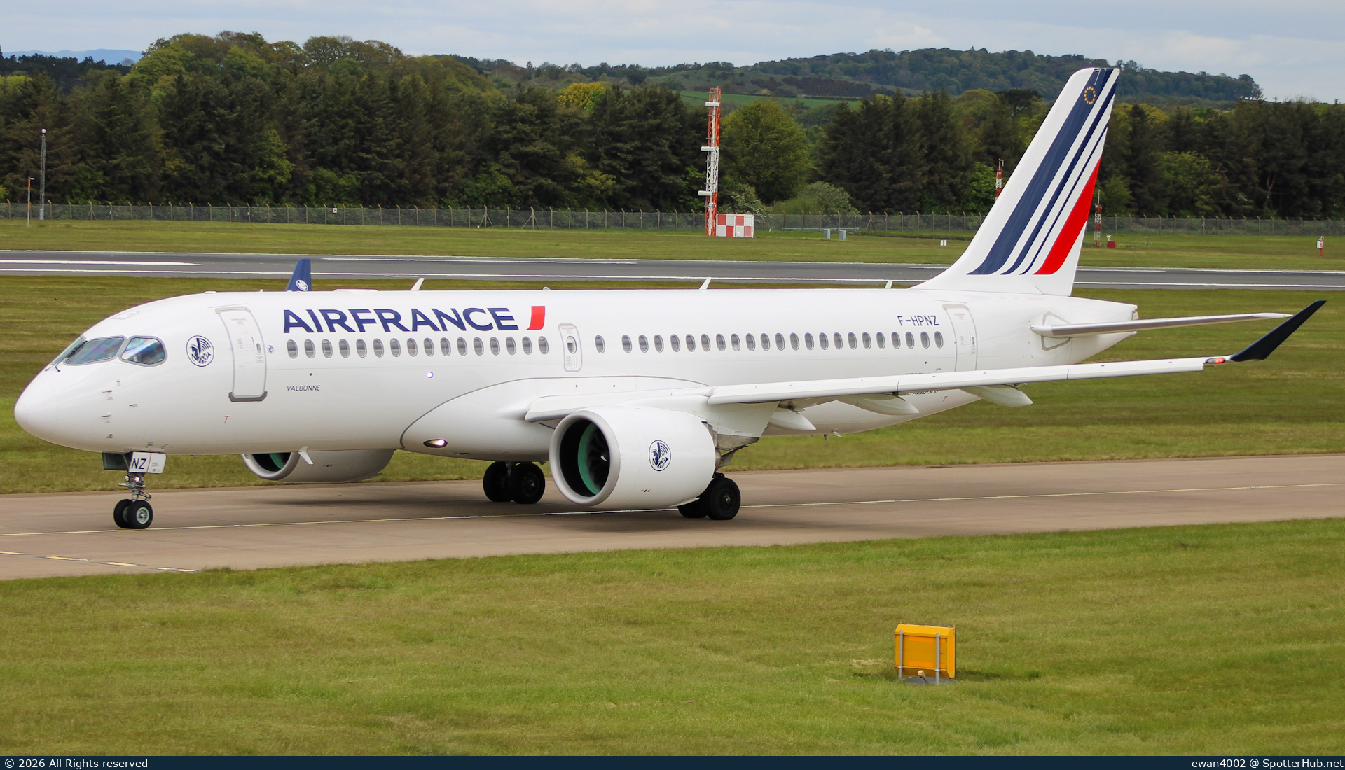 Photo of F-HPNZ - Airbus A220-300 operated by Air France