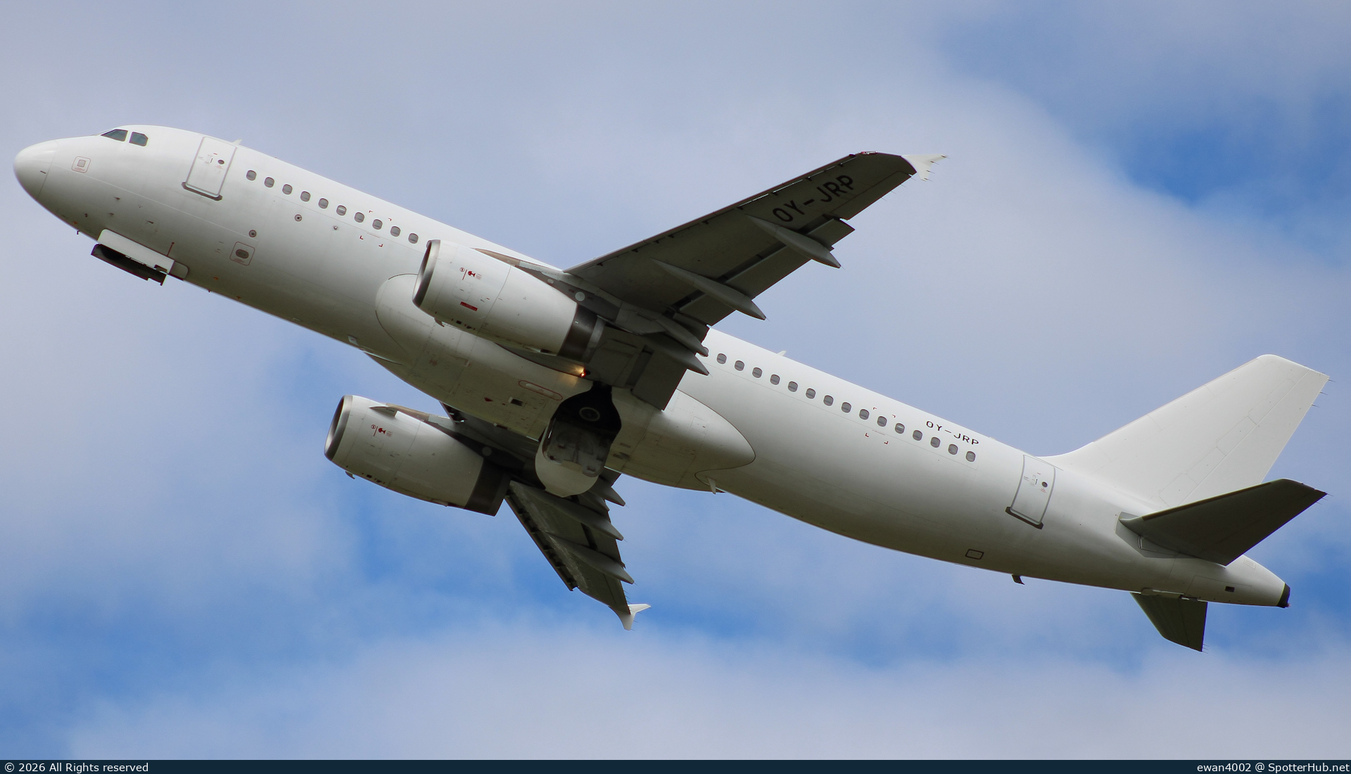 Photo of OY-JRP - Airbus A320-232 operated by DAT Danish Air Transport