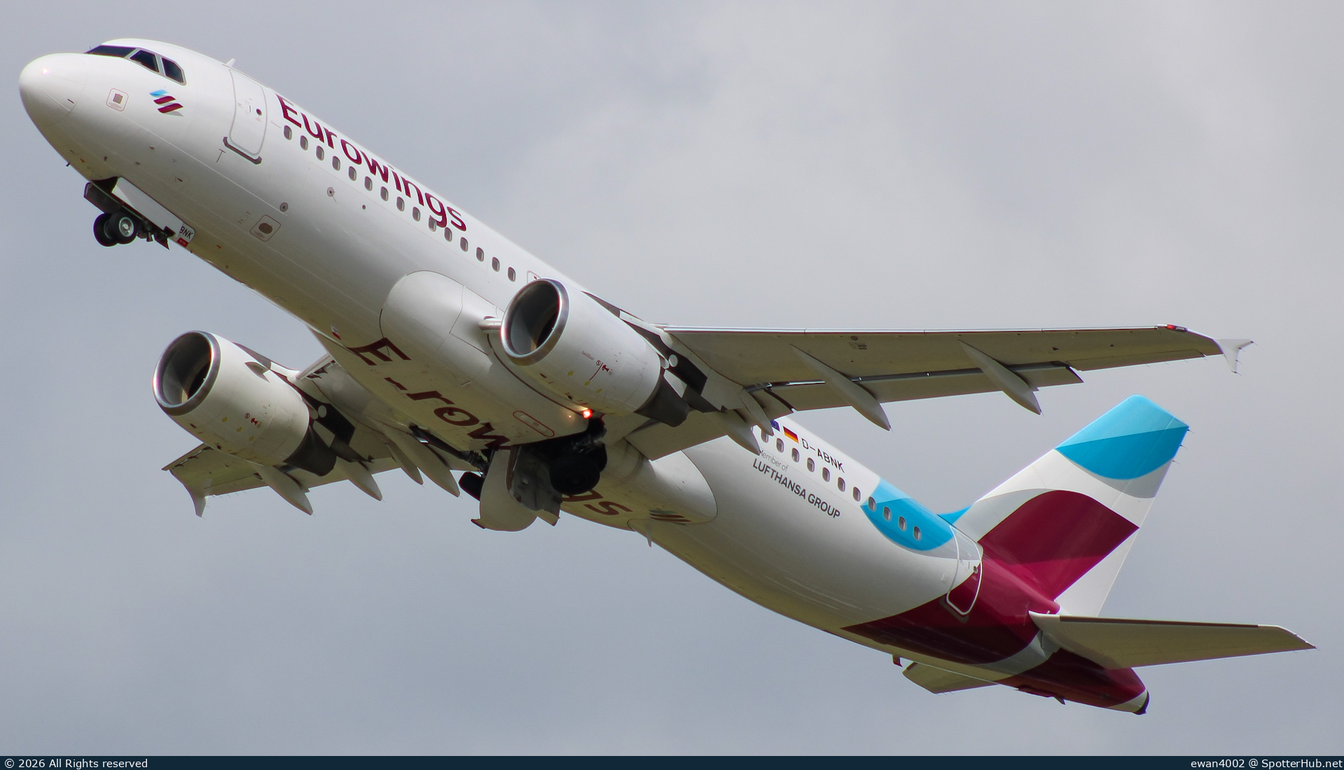 Photo of D-ABNK - Airbus A320-214 operated by Eurowings